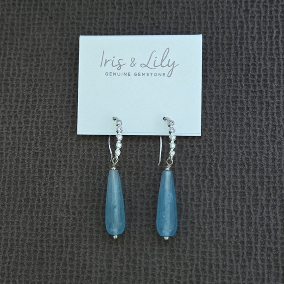 Iris & Lily Blue💙 Teardrop💧Gemstone Earrings - Picture 4 of 14